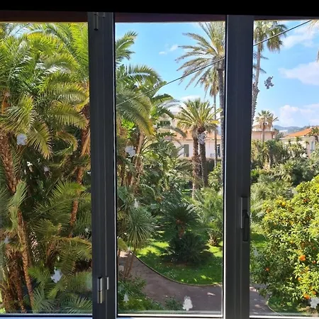 Thekeystudio, Timetolive With Garden View In 1 Min From Sea * Bordighera