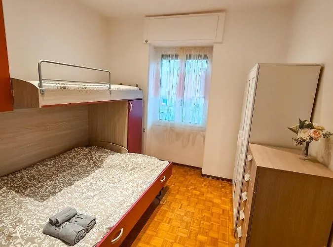 Thekeystudio, Timetolive With Garden View In 1 Min From Sea * Bordighera